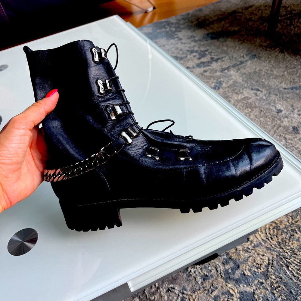 My  size is 8.5 but they are 10 so I think 9.5 is the real size